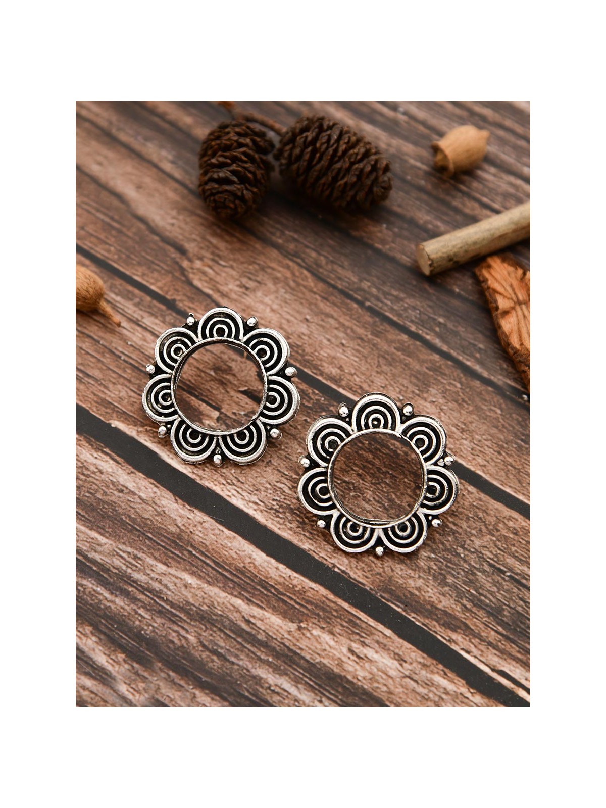 The Cute Florals - Oxidised Boho Studs