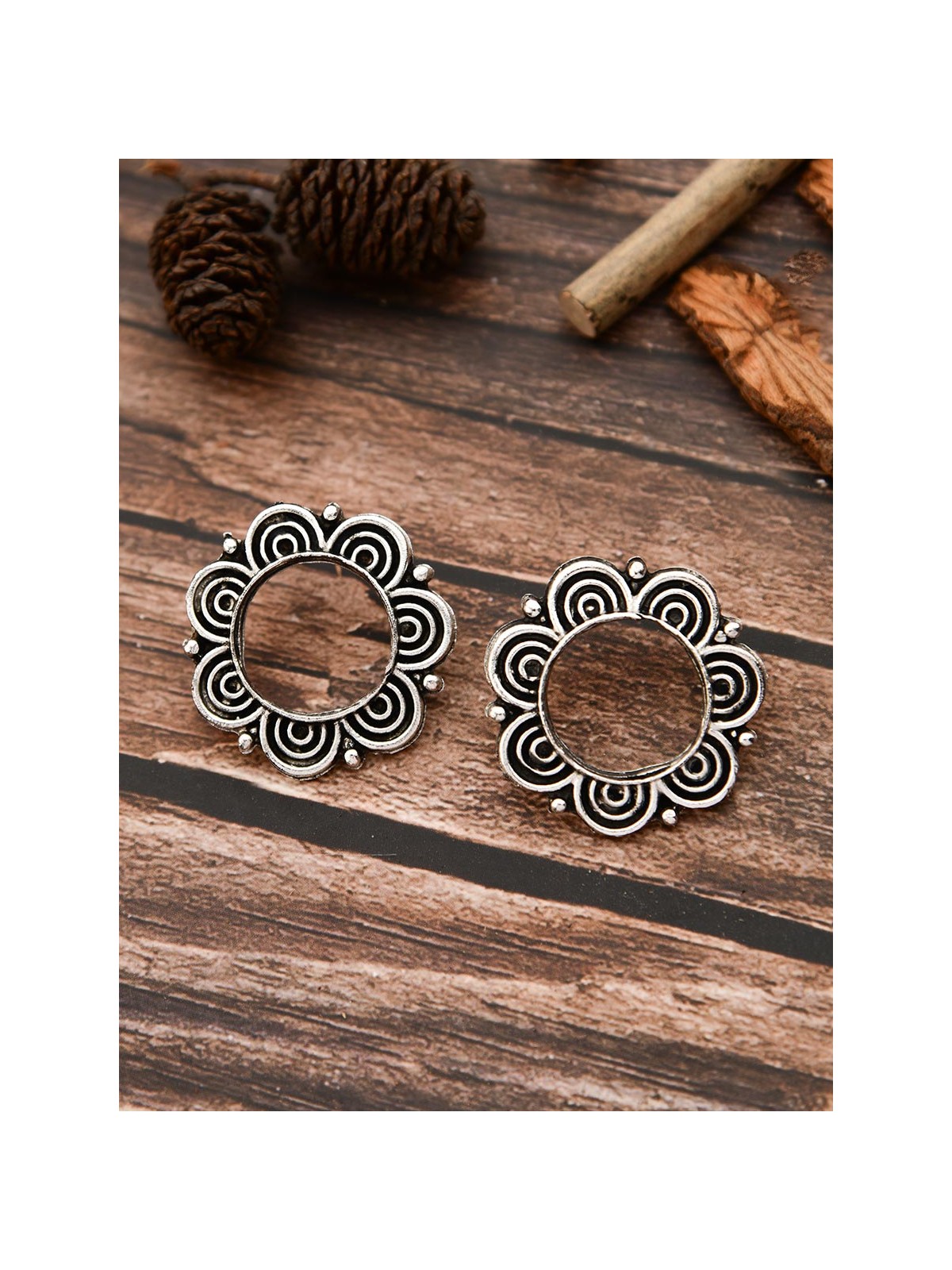 The Cute Florals - Oxidised Boho Studs