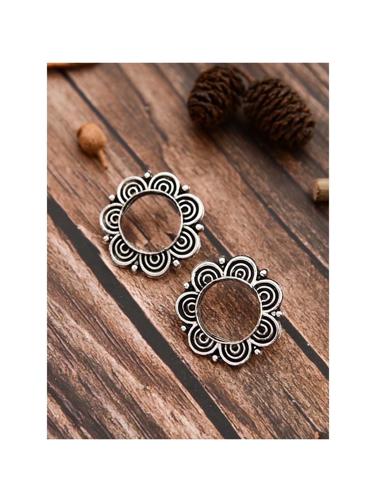 The Cute Florals - Oxidised Boho Studs