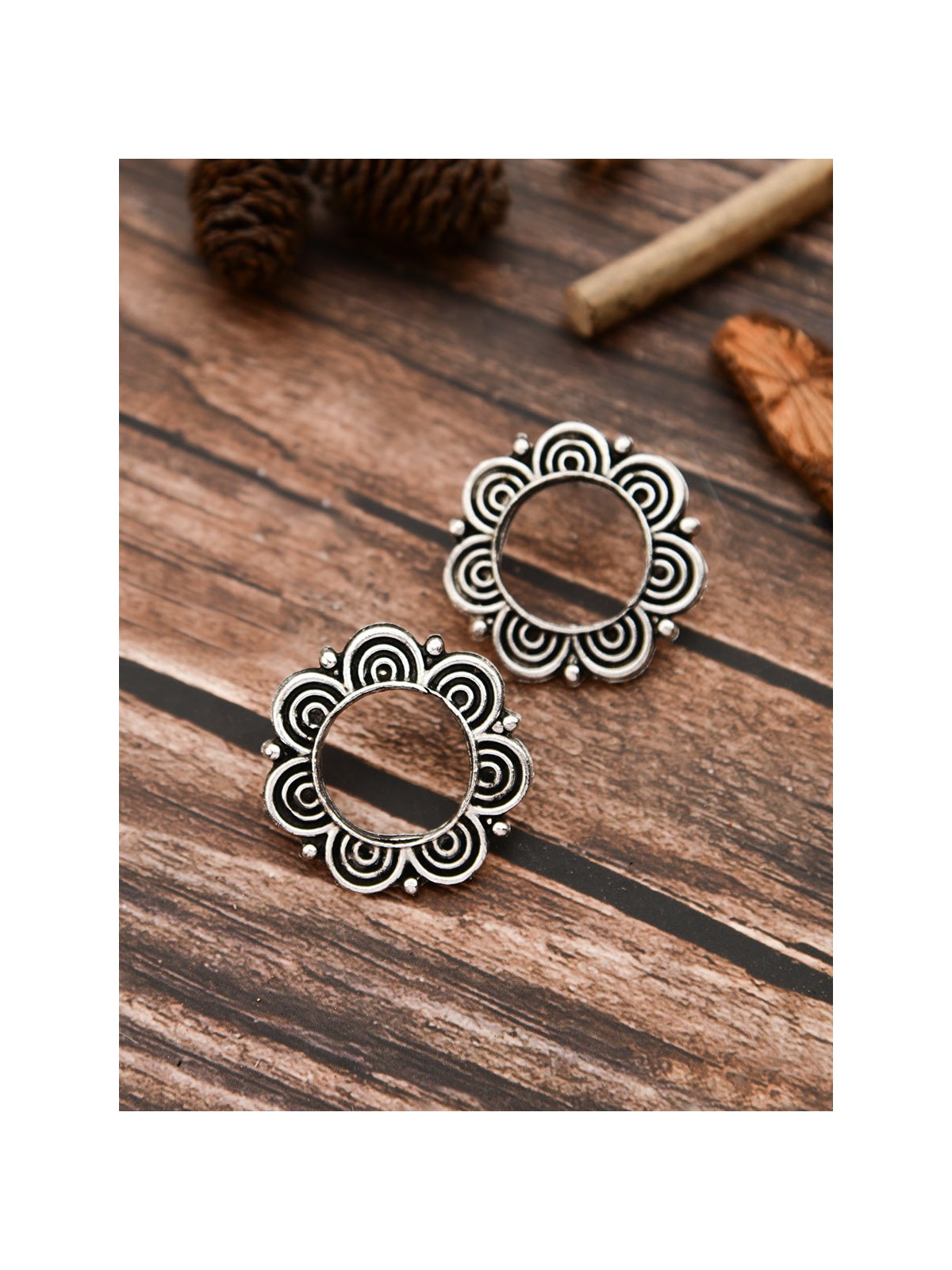 The Cute Florals - Oxidised Boho Studs