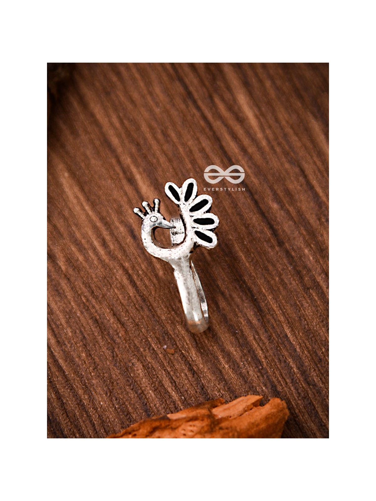 The Little Fanning Peacock Non-piercing Boho Nosepin