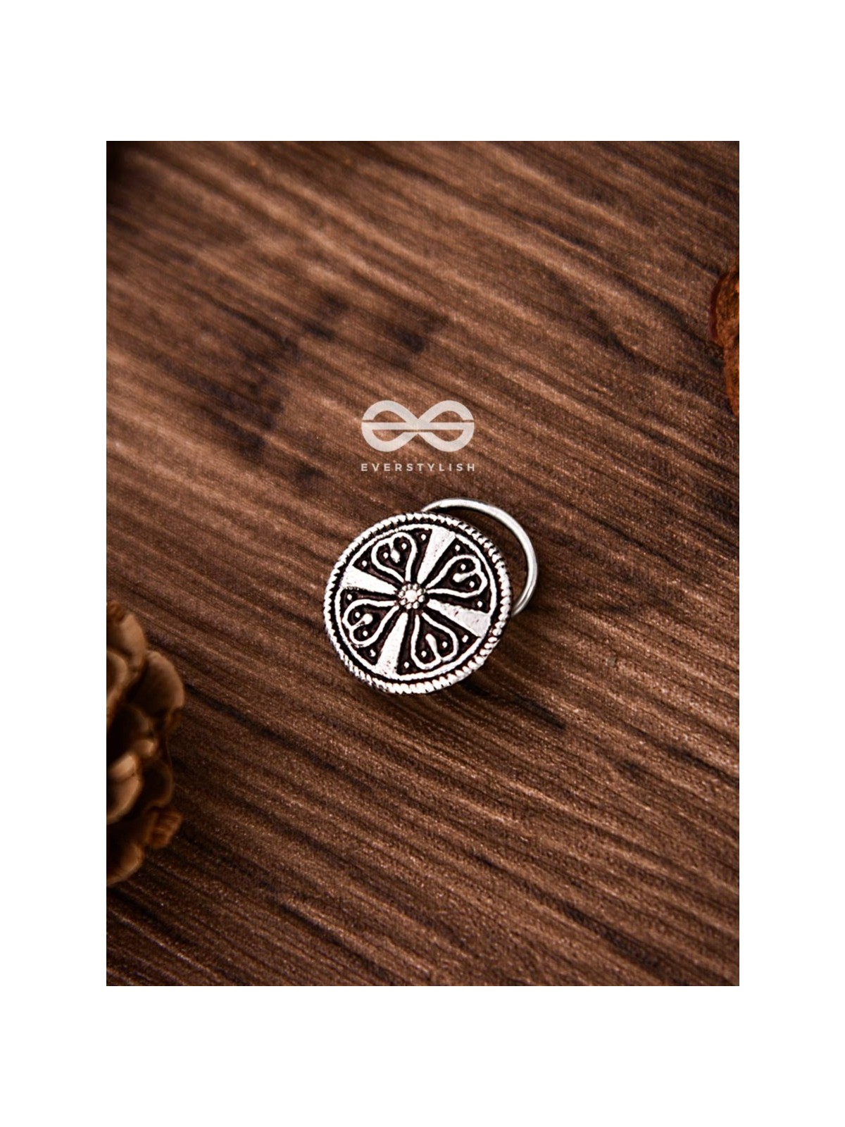 The Little Emblem Non-piercing Boho Nosepin