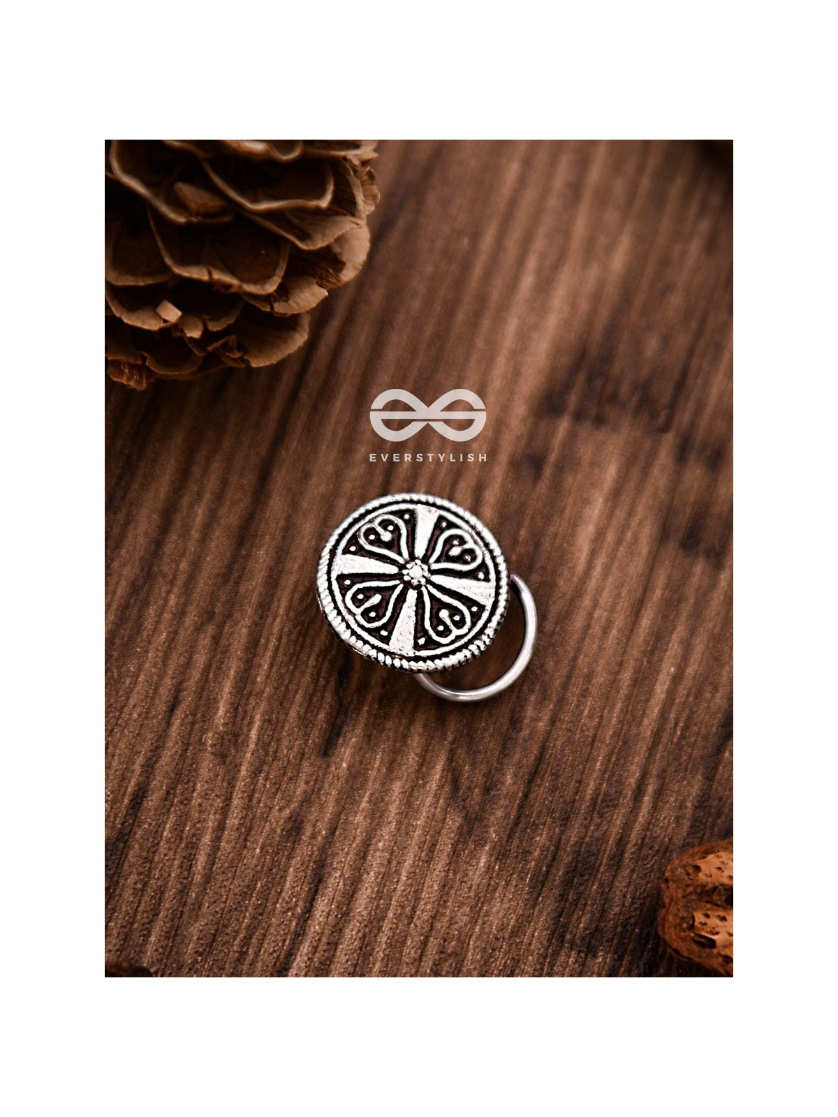 The Little Emblem Non-piercing Boho Nosepin