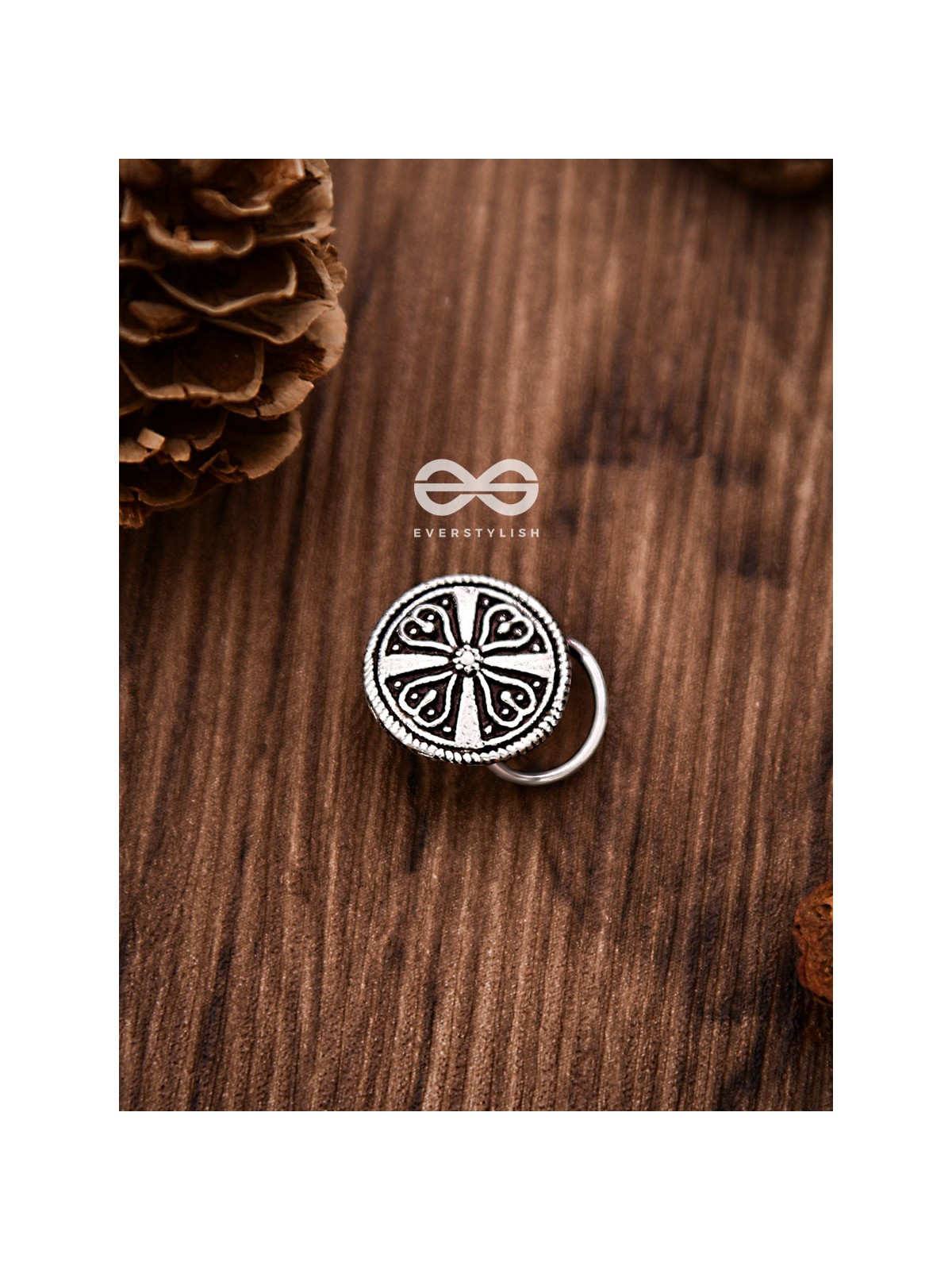 The Little Emblem Non-piercing Boho Nosepin