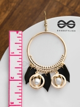 The Dangling Leaves and Pearls (Black) - The Golden Charm Collection