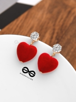 A Valentine's Tale - Beautiful Heart Earrings