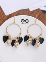 The Dangling Leaves and Geometric Pearls (Black) - The Golden Charm Collection