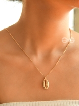 The Glamorous Golden Shell Necklace With Anti-Tarnish Coating