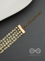 Shimmer on My Neck - Statement Golden Choker
