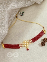 THE ETHERAL ELEGANCE - SET OF STATEMENT CHOKER AND EARRINGS (BERRY )