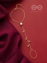 The String of Luck- Golden Pearl Hand Harness Bracelet