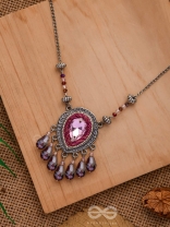 Peshana- The Gorgeous Trinket- Stone and Glass Beads Embroidered Necklace (Orchid Purple)
