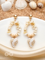 The Coastal Charm- Golden Embellished Earrings