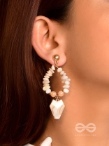The Coastal Charm- Golden Embellished Earrings