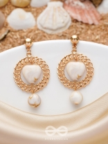 Shining Sun n Sand- Golden Shell Earrings