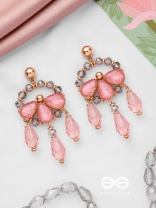 BOLD BLOSSOM BEAUTIES - GOLDEN STATEMENT EARRINGS