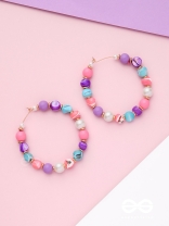 FUNKY FUNFAIR FANTASY - CUTE HOOP EARRINGS