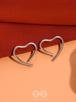 LOVE IN PROGRESS - CASUAL SILVER STUDS
