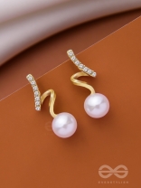 PEARL'N SWIRL - GOLDEN SPARKLING STUDS