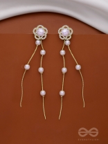 BLOOMIN HIGH - GOLDEN PEARL EAR JACKETS