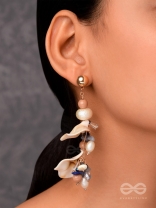 SHIMMERING SEASIDE - STATEMENT DROP EARRINGS