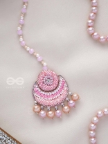 Alamkaarya - To Be Adorned - Pearls, Cutdana And Sequins Hand Embroidered Maangtika