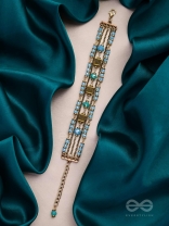 THE HEAVENLY SHADES - MULTILAYERED CASUAL BRACELET