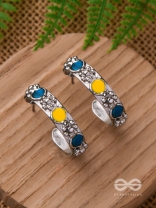 THE SAPPHIRE SUNSHINE - CASUAL SILVER EARRINGS