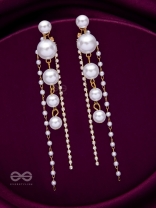 THE DEWDROPPED ELEGANCE - GOLDEN PEARL EAR JACKETS
