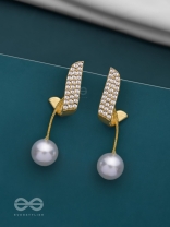 THE MELODIC TWIST - GOLDEN EMBELLISHED EAR JACKETS