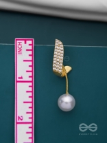 THE MELODIC TWIST - GOLDEN EMBELLISHED EAR JACKETS