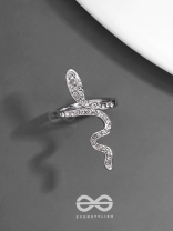 STUDDED SLYTHERIN - STATEMENT SILVER RING (ADJUSTABLE)