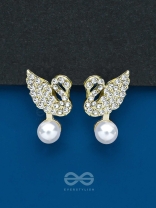 THE SWAN'S EMBRACE - GOLDEN EMBELLISHED EARRINGS