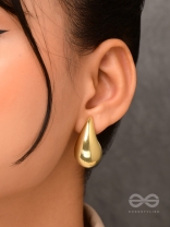 The Glistening Drops - Classy Golden Stud Earrings