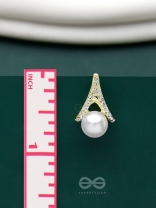Glimmering Pearls - Golden Embellished Earrings