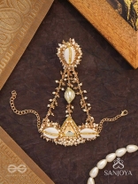 Sakosa - Ivory Coast -Beads And Shells Hand Embroidered Haathphool