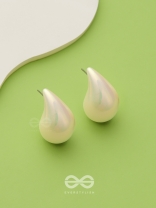 Glitter Drops - Holographic Acrylic Earrings (White)