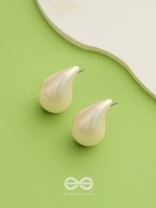 Glitter Drops - Holographic Acrylic Earrings (White)