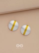 Subtle Streak - Silver Stud Earrings