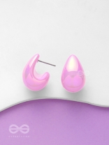 Shining Crescents - Holographic Acrylic Earrings (Pink)