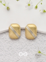 Classy Blocks - Golden Stud Earrings