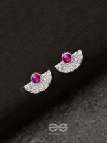 The Rouge Beauty - Textured Silver Stud Earrings