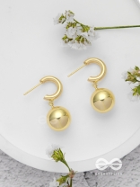 Luxurious Essence - Elegant  Golden Earrings