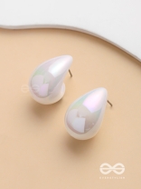Shining Crescents - Holographic Acrylic Earrings (White)