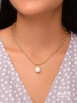 Darling Droplet - Pearl  Pendant