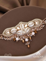 Parikul- The Shore Landscape- Shells, Beads And Glass Drops Hand Embroidered Choker Neckpiece