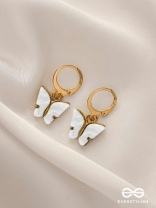Take The Sky Like A Butterfly - Cute Golden Dangler Earrings (White)