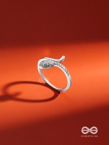 The Artisan Leaf - Cubic Zirconia Silver Ring