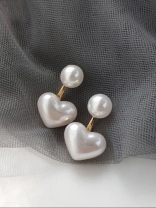 Heart's Whisper- Charming pearl ear Jacket