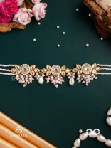 KANAKA MRIDULA – GOLDEN GRACE A BEAUTIFUL KUNDAN NECKLACE WITH FLORAL DESIGNS AND PEARLS